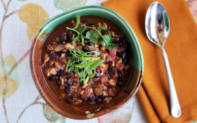 Chipotle and Black Bean Tempeh Chili